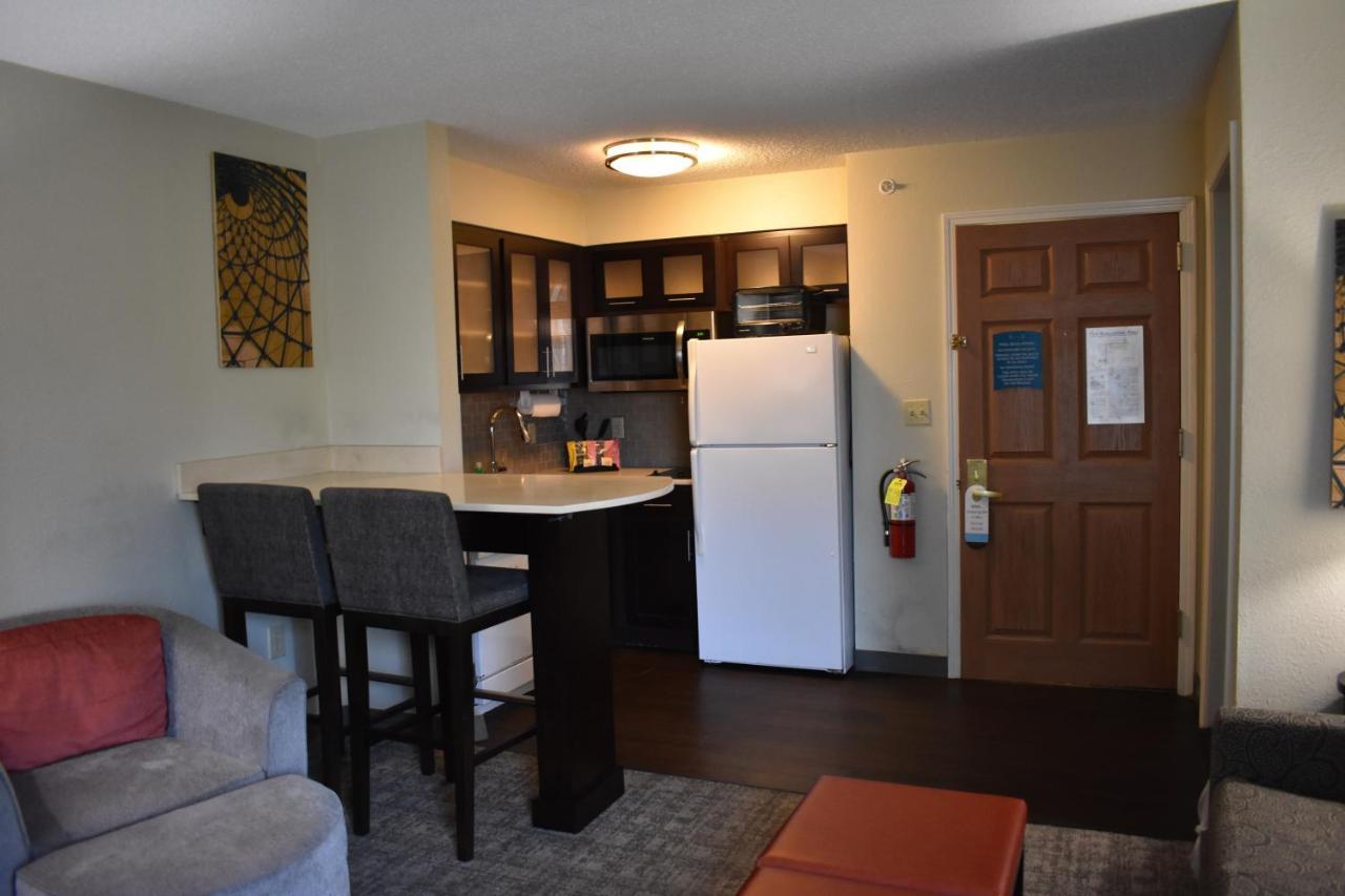 Staybridge Suites Cranbury - South Brunswick By Ihg Exterior foto